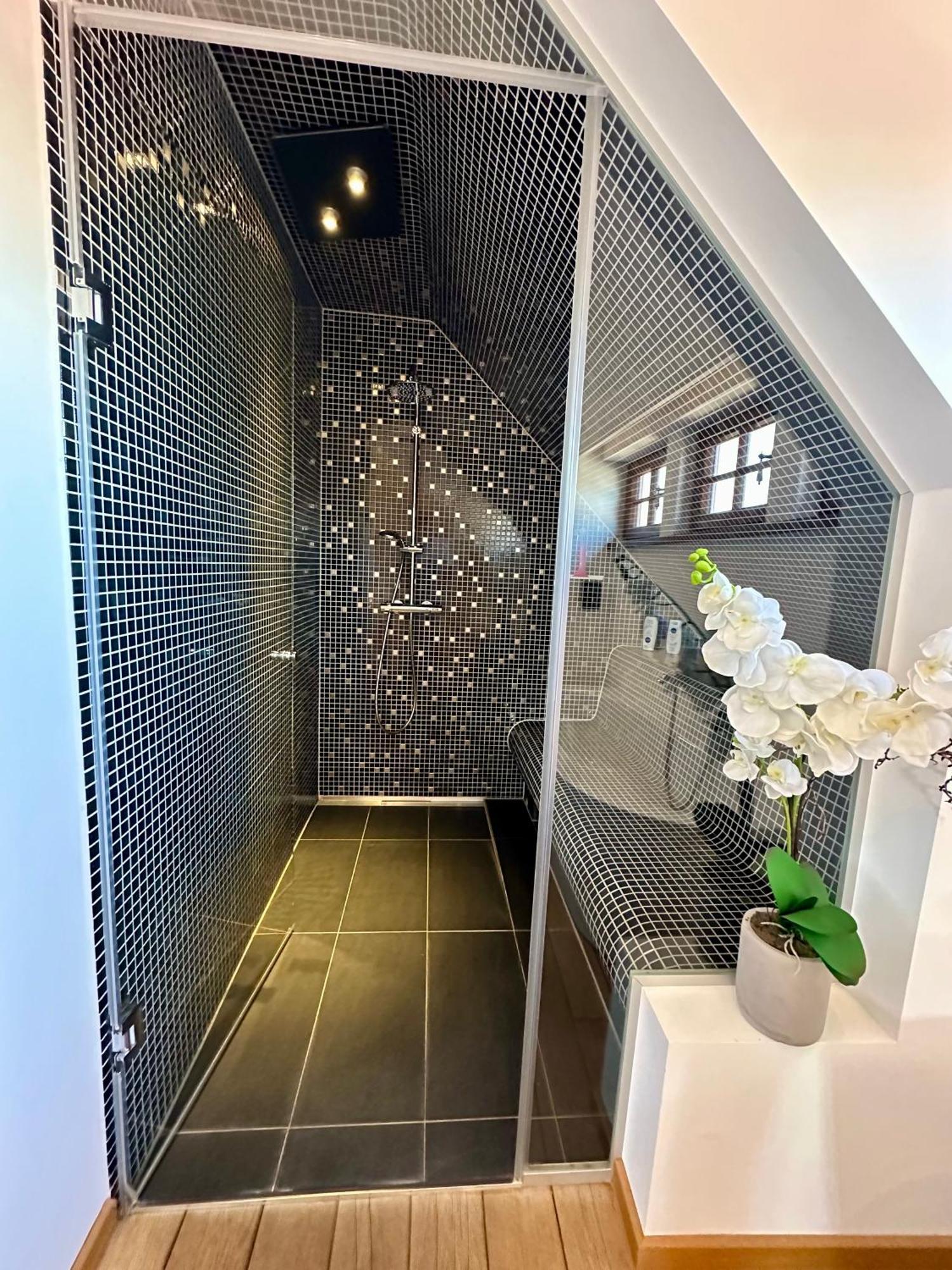 Luxus Suite Mit Einmaligem Blick Auf Die Frauenkirche Dresde Extérieur photo